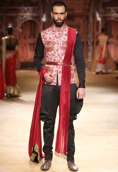Sulakshana Monga Show at Indian Couture Week 2014 - Fashionfad
